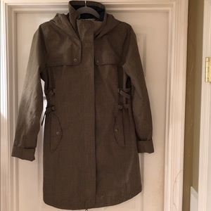 Athleta rain coat size medium